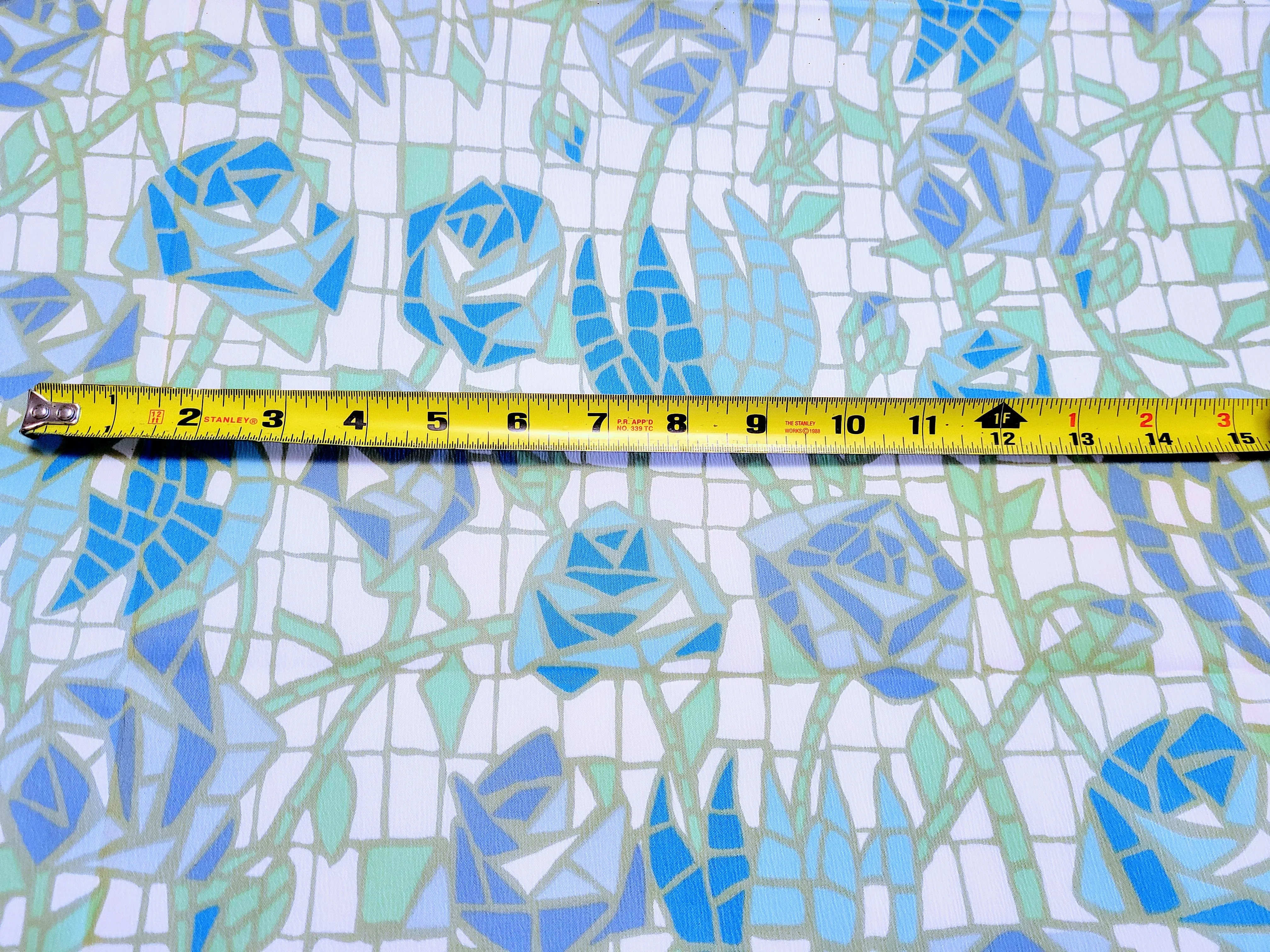1960s 1970s Retro Fabric - Whipped Cream - Stained Glass Floral - Fabric Remnant - 6PW4