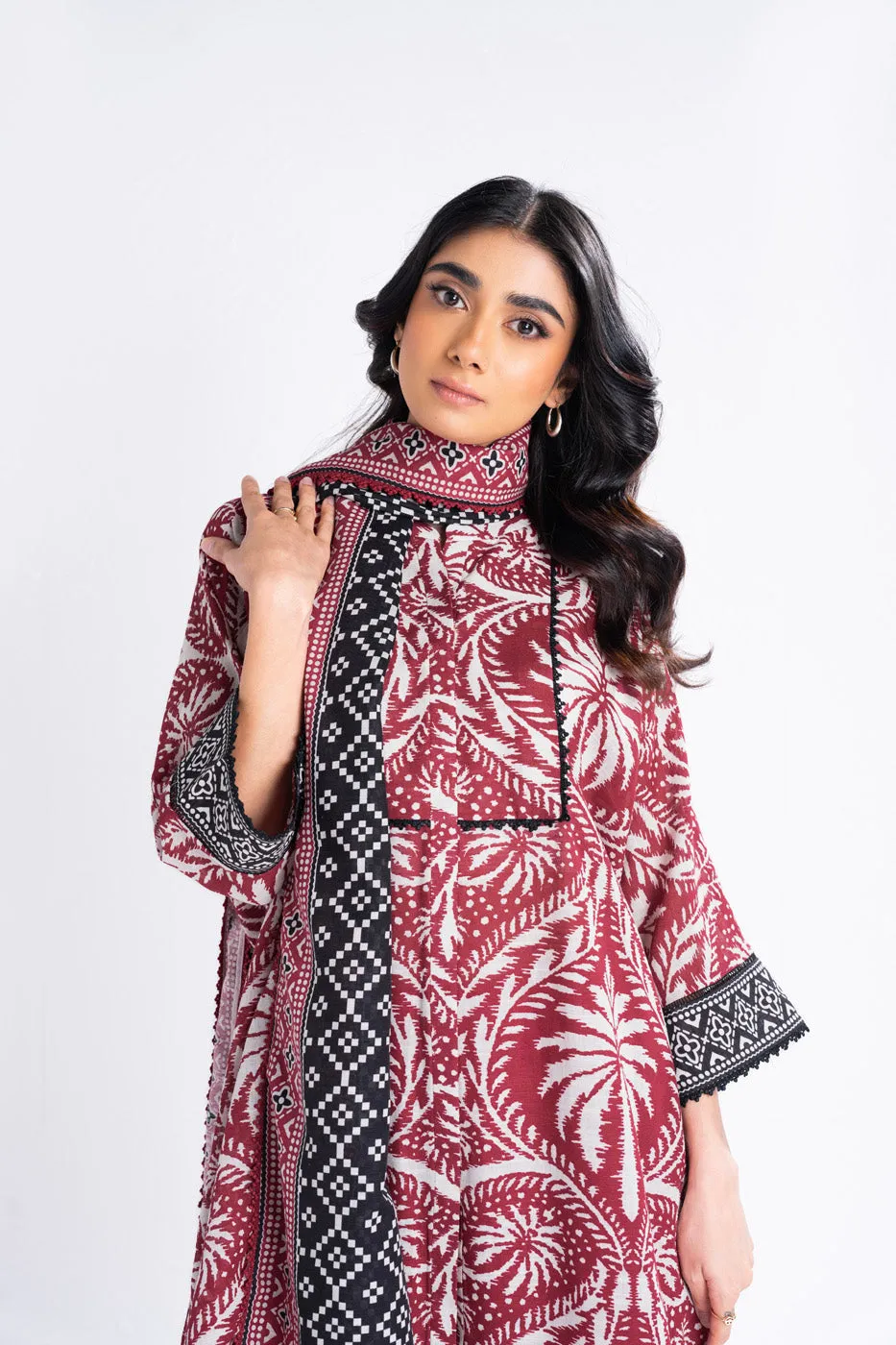 3 Piece Printed Khaddar Suit With Light Khaddar Dupatta