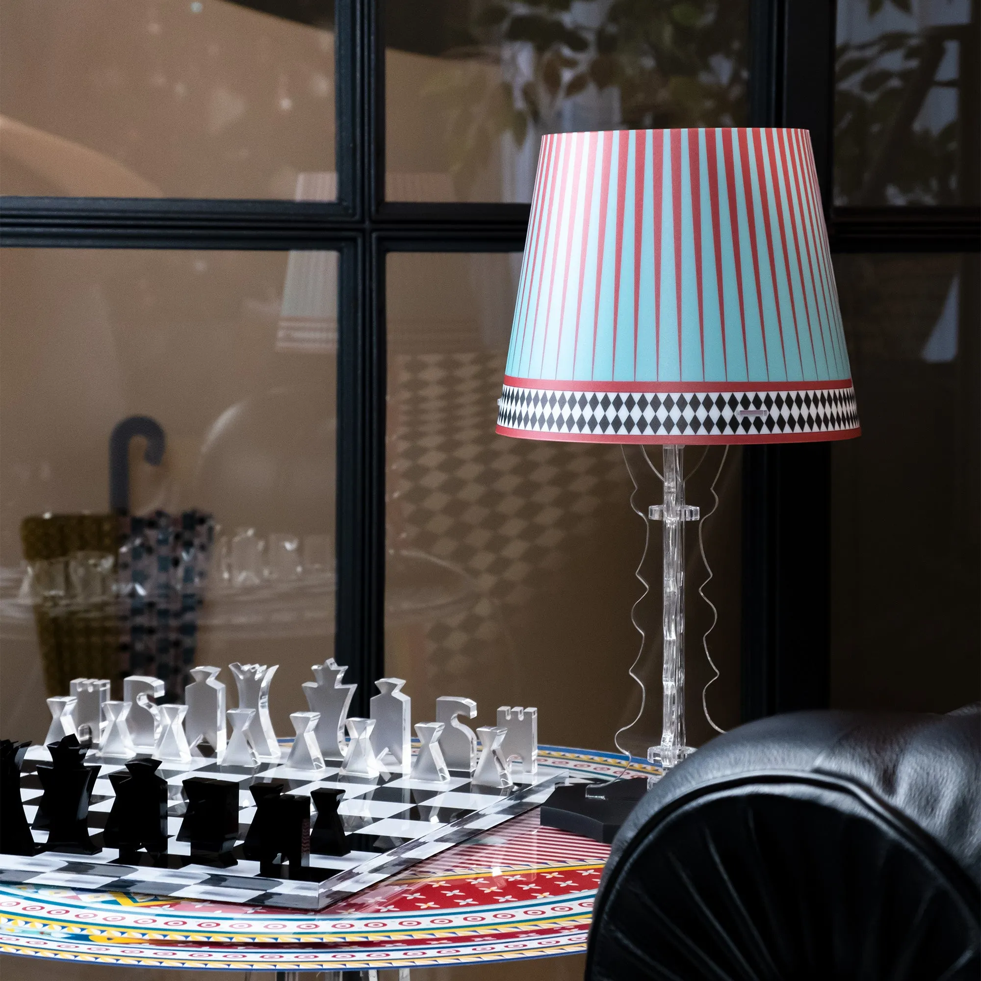 CHESS AND DRAUGHTS SET