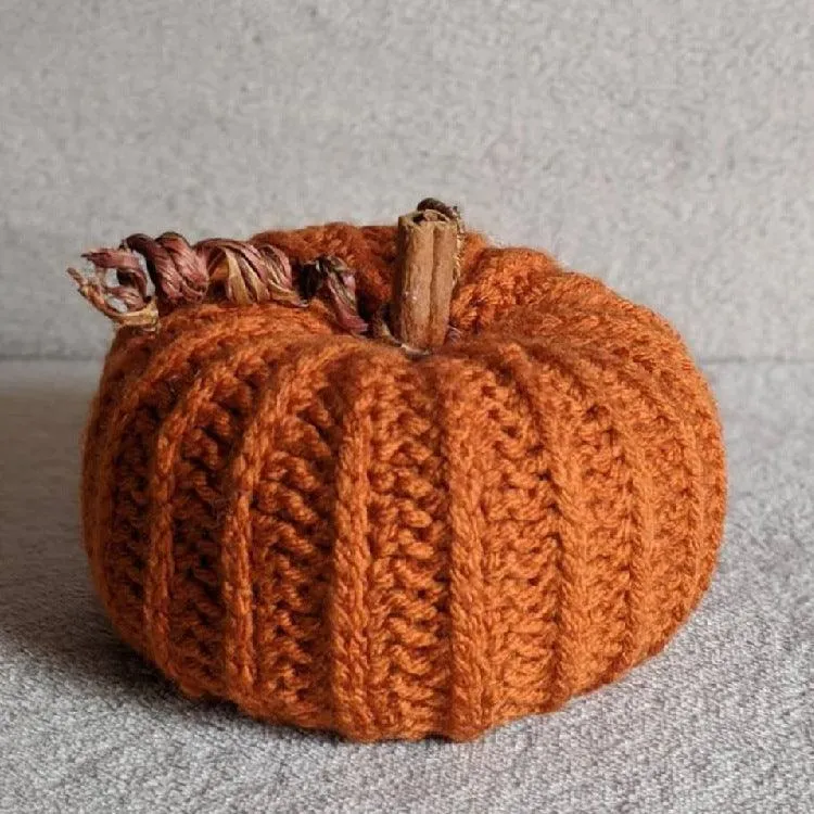 Crochet Halloween Ornament Big Pumpkin Arrangement