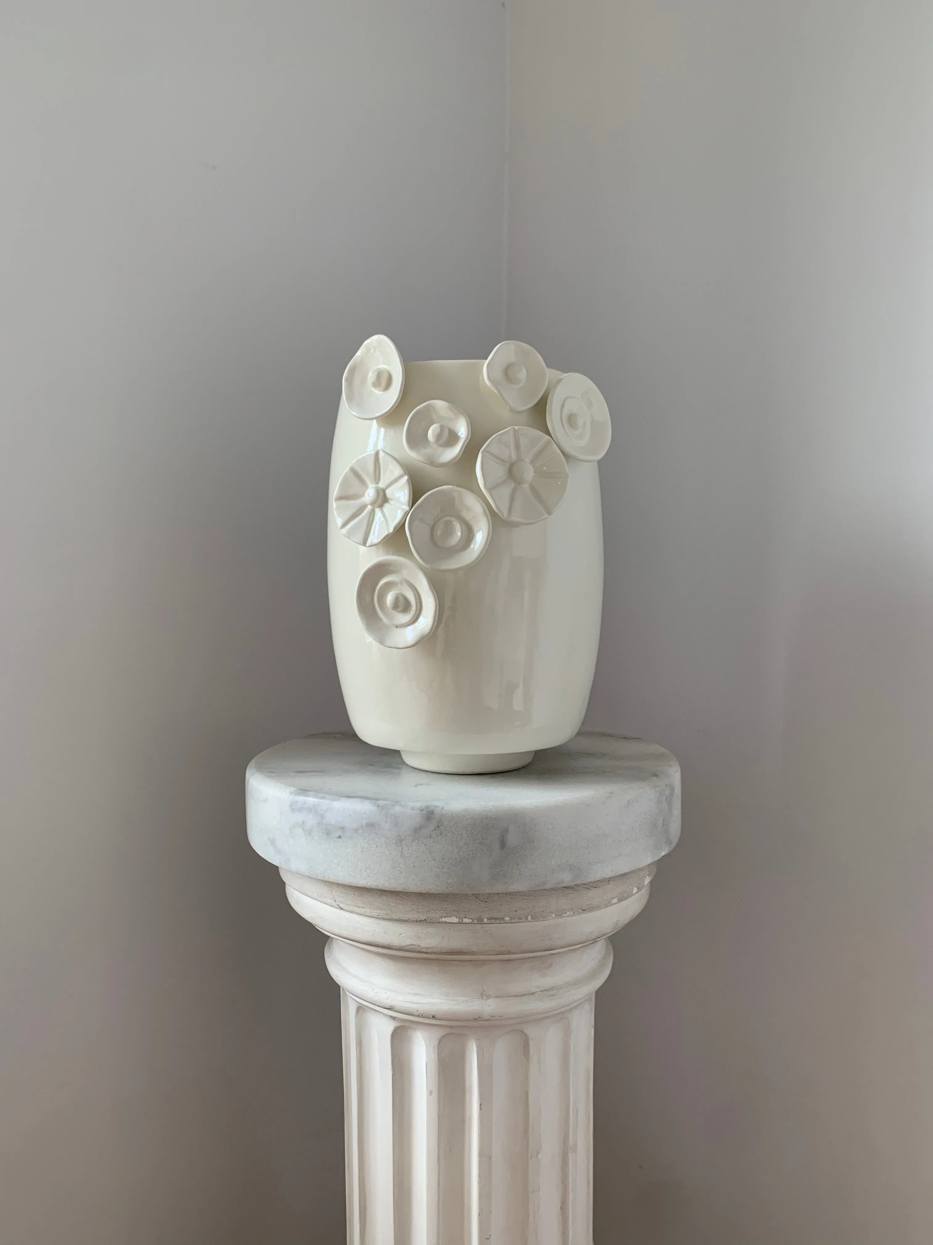 Flores vase